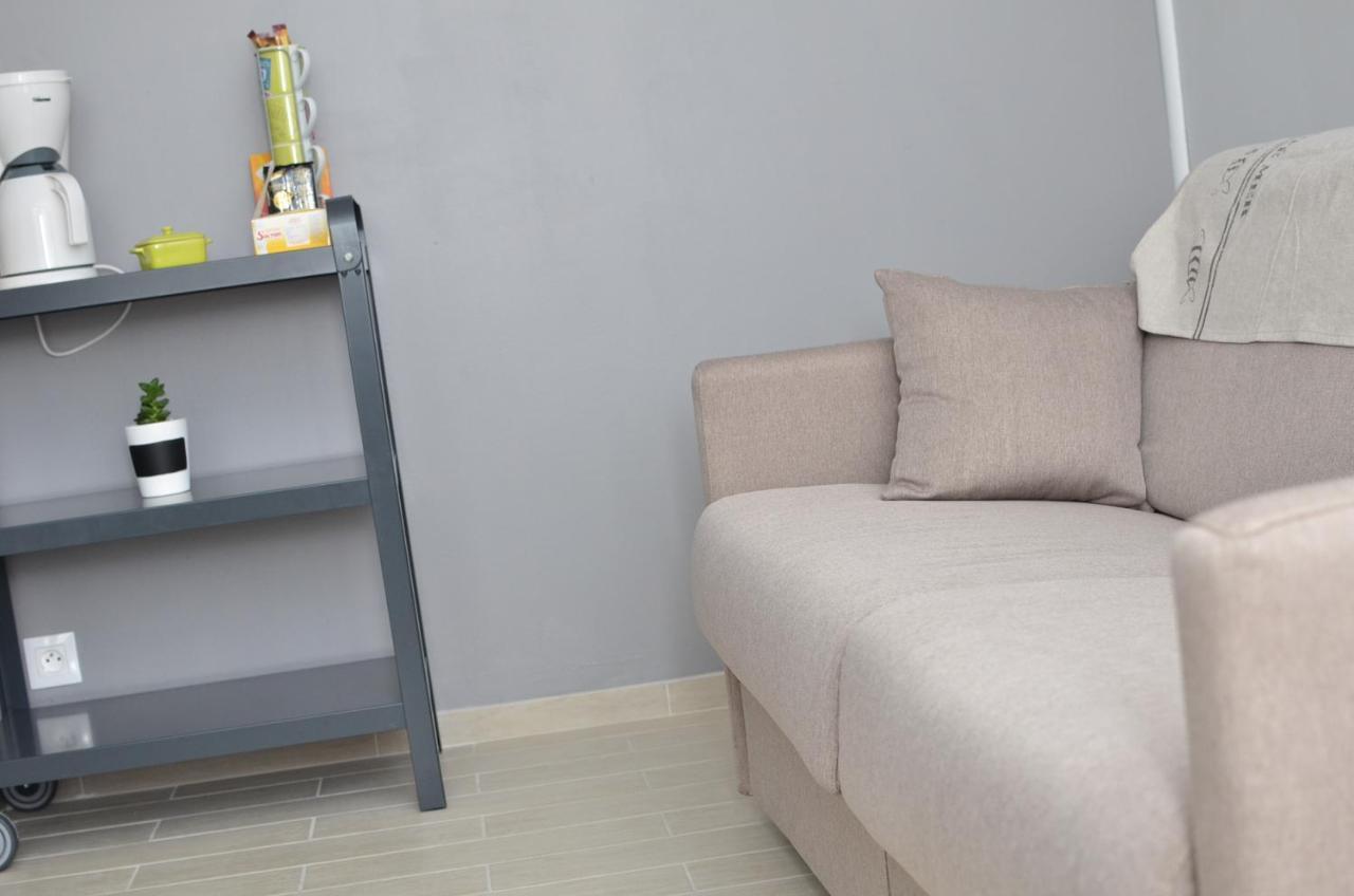 Mistral Appartements Пор-Сен-Луи-дю-Рон Экстерьер фото